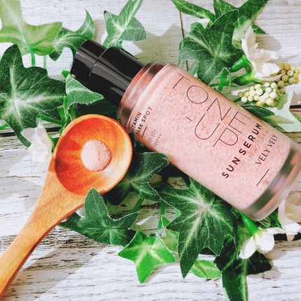 ビタミントーンアップサンセラム/VELY VELY/日焼け止めローションを使ったクチコミ(2枚目)