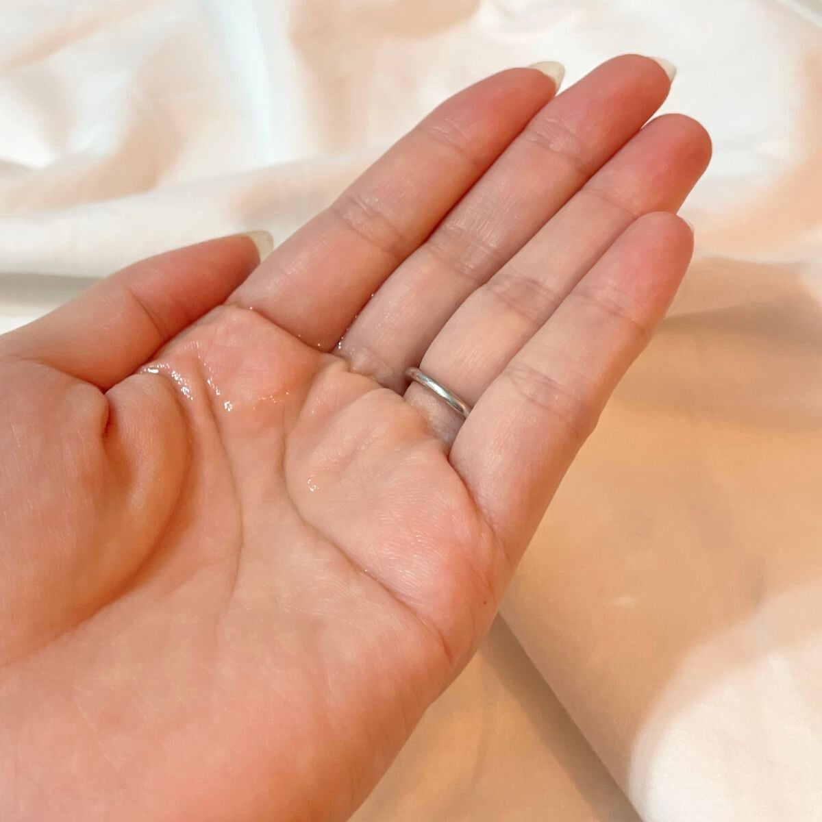 ドレススノー ローション【医薬部外品】 /アテニア/化粧水を使ったクチコミ(2枚目)