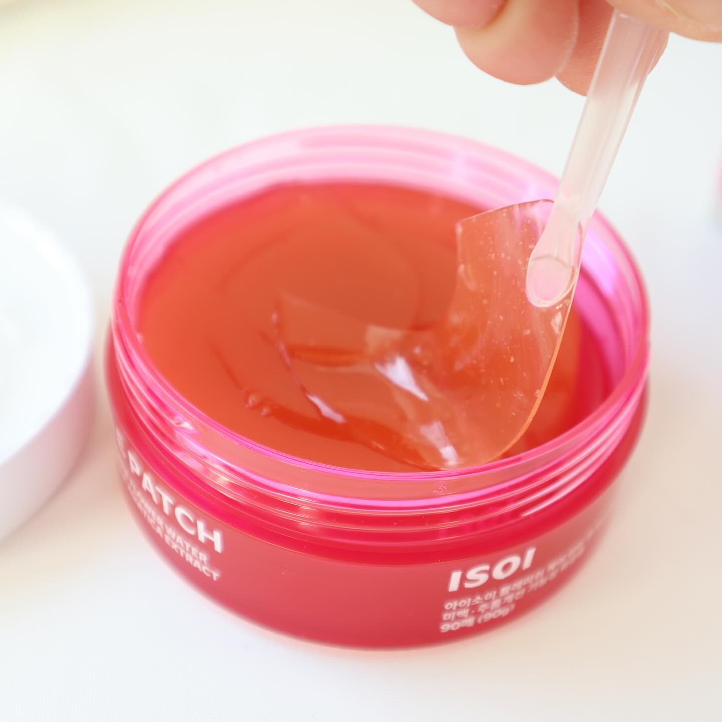 アイソイ 目元集中ケア アイゲルパッチ /ISOI/アイケア・アイクリームを使ったクチコミ（3枚目）