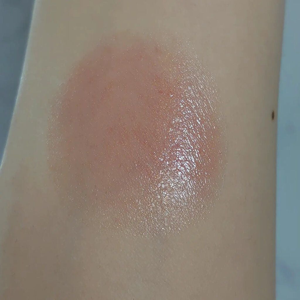 ボーム エサンシエル/CHANEL/スティックハイライトを使ったクチコミ(4枚目)