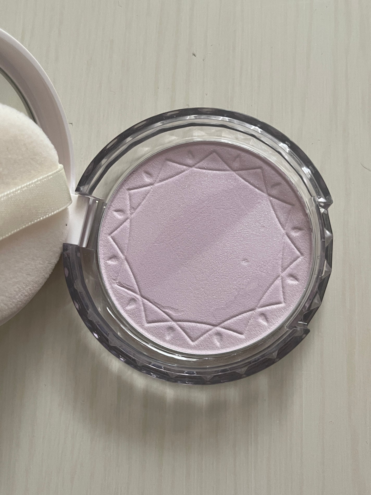 UVクリアフェイスパウダー/CEZANNE/プレストパウダーを使ったクチコミ(2枚目)