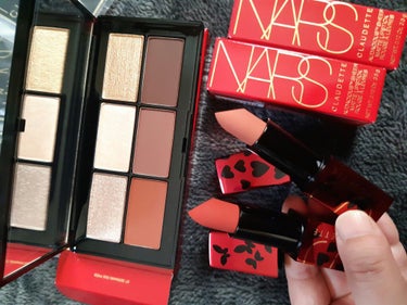 オーディシャスリップスティック 限定/NARS/口紅を使ったクチコミ（3枚目）