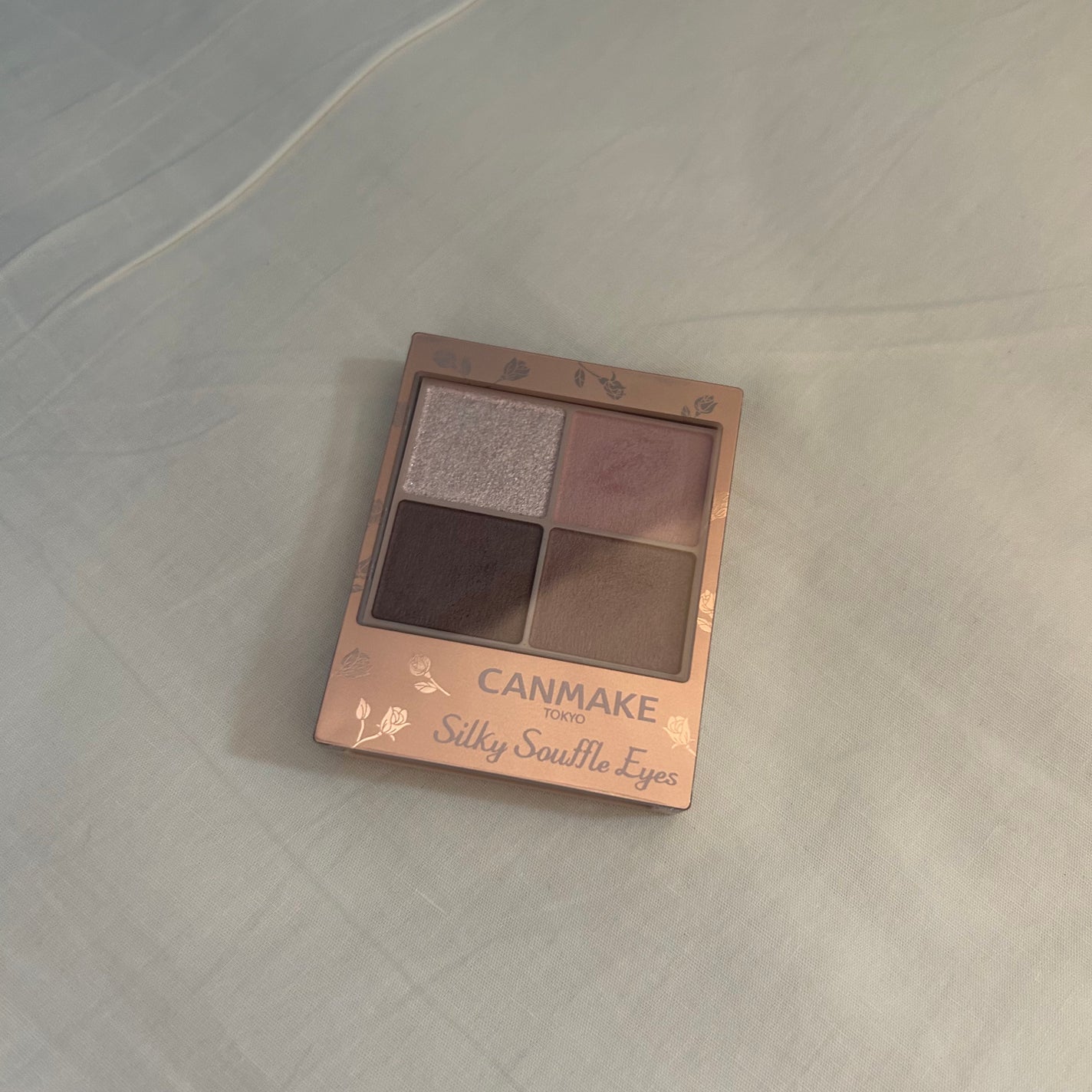 シルキースフレアイズ(マットタイプ)/キャンメイク/アイシャドウパレットを使ったクチコミ(1枚目)