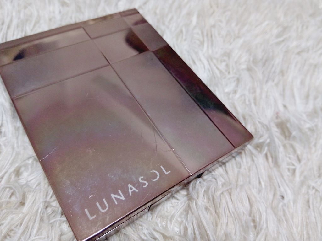 グレイスコントラスティングアイズ/LUNASOL/アイシャドウパレットを使ったクチコミ（1枚目）