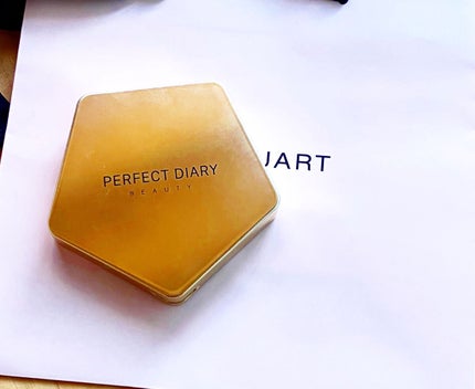 スターダストダイヤモンドハイライトパウダー/PERFECT DIARY/パウダーハイライトを使ったクチコミ(2枚目)