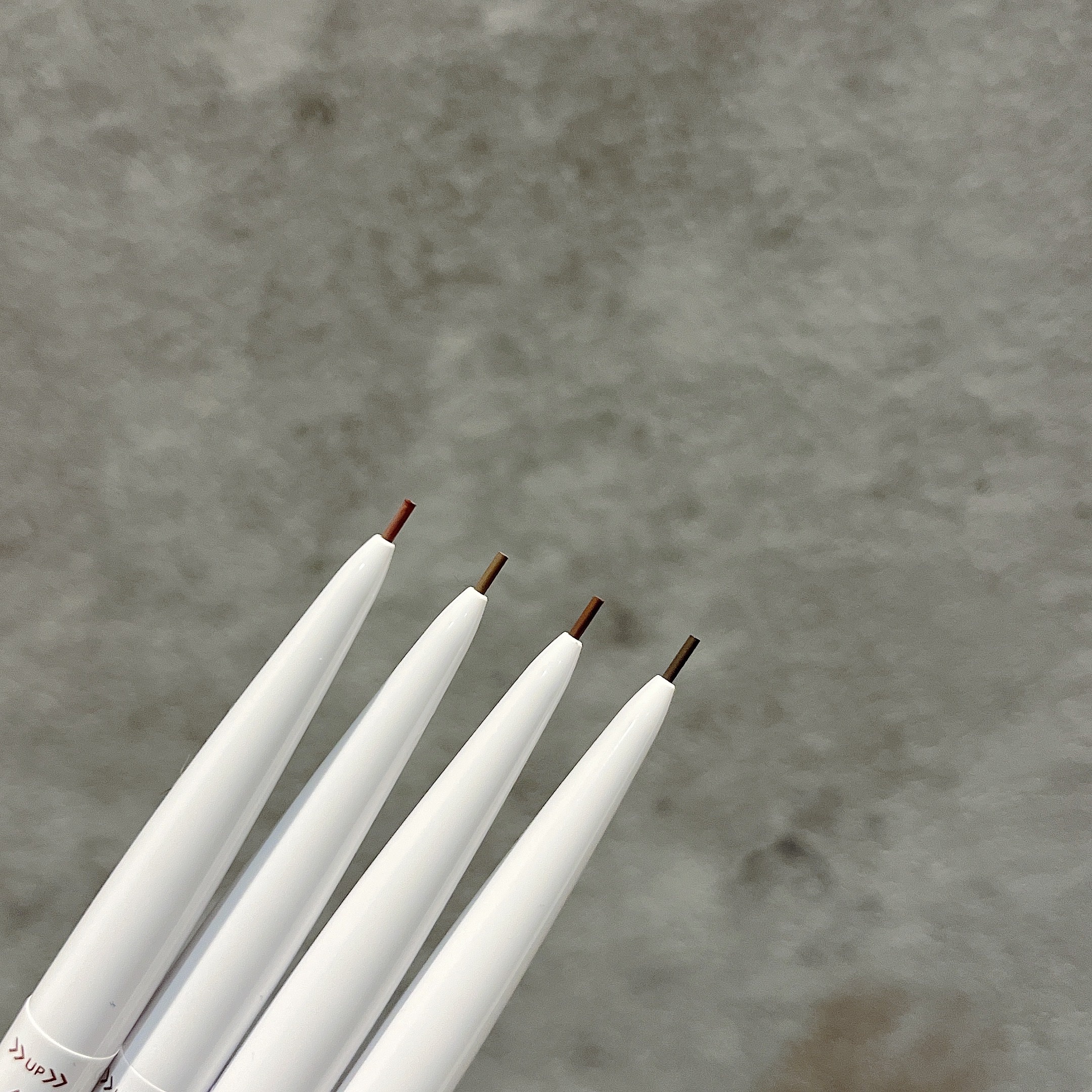 ブロウラッシュEX　ウルトラスキニーペンシルブロウ N/ブロウラッシュ/アイブロウペンシルを使ったクチコミ（3枚目）