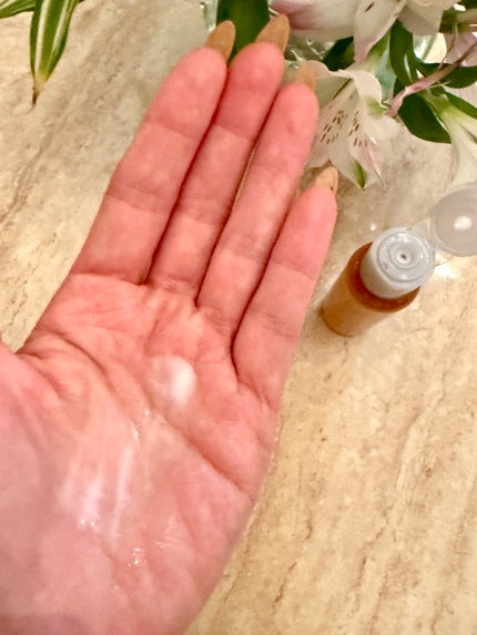 アロマティックハンドセラム ジューシー シトロンの香り/TBC/ハンドクリームを使ったクチコミ(4枚目)
