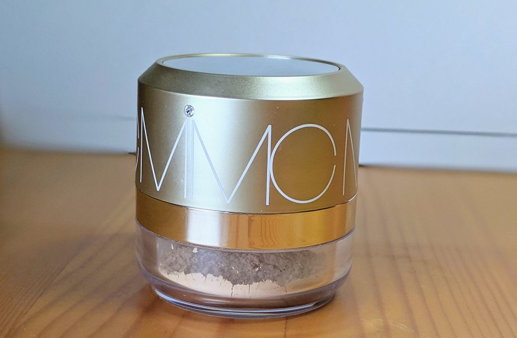 ナチュラルエイジングケアミネラルパウダーサンスクリーン SPF50+ PA++++/MiMC/日焼け止めパウダーを使ったクチコミ(1枚目)