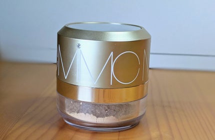 ナチュラルエイジングケアミネラルパウダーサンスクリーン SPF50+ PA++++/MiMC/日焼け止めパウダーを使ったクチコミ(1枚目)