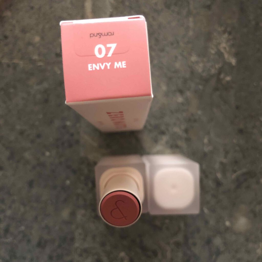 ゼロマットリップスティック/rom&nd/口紅を使ったクチコミ(2枚目)