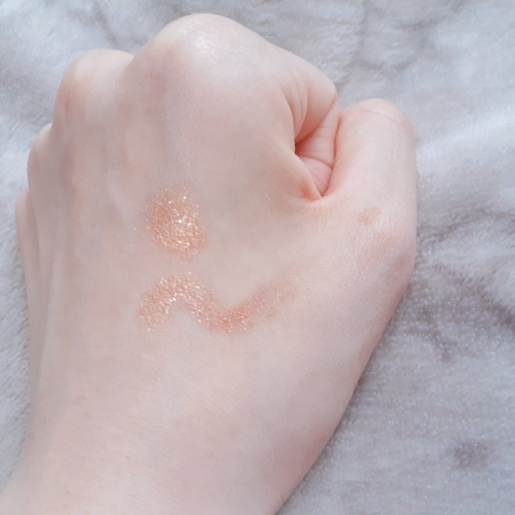 キラキラ アイシャドウ/ETUDE/スティックアイシャドウを使ったクチコミ（2枚目）