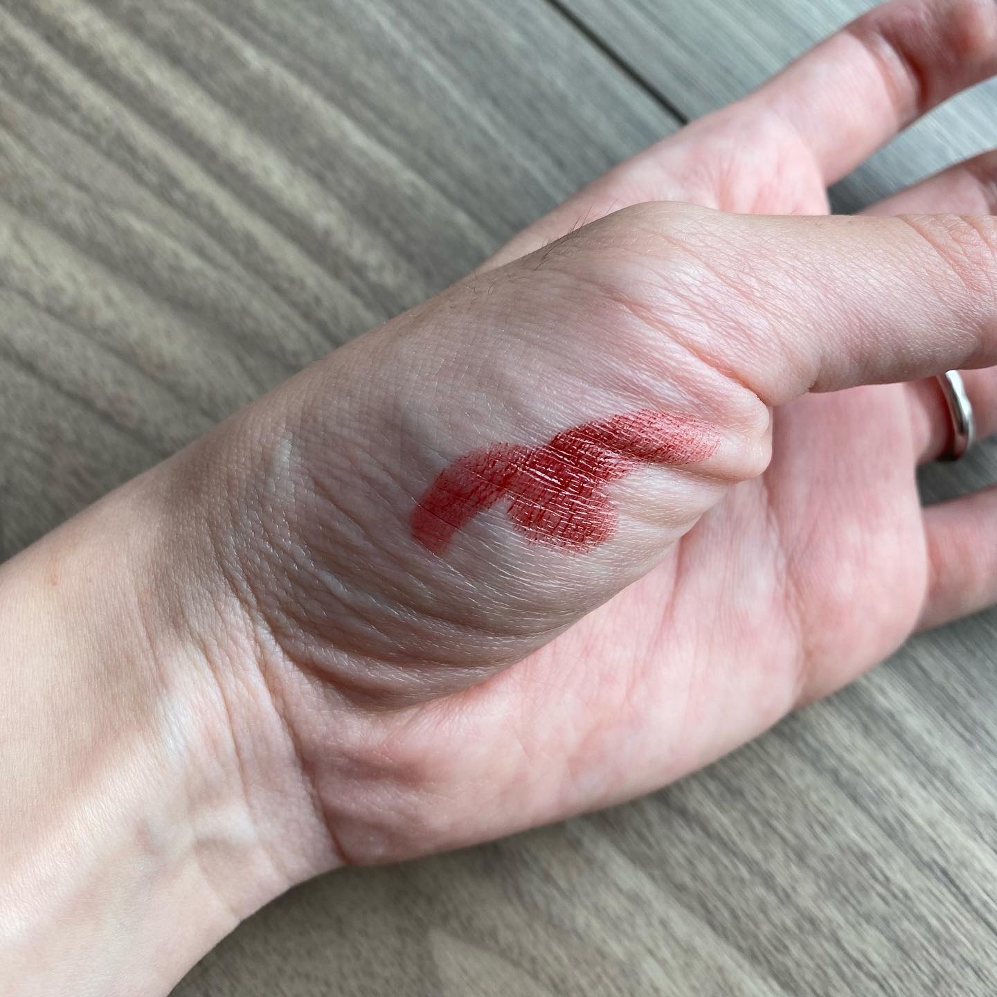 スポットライトシャイニーモイストスリムリップスティック/PERFECT DIARY/口紅を使ったクチコミ（3枚目）