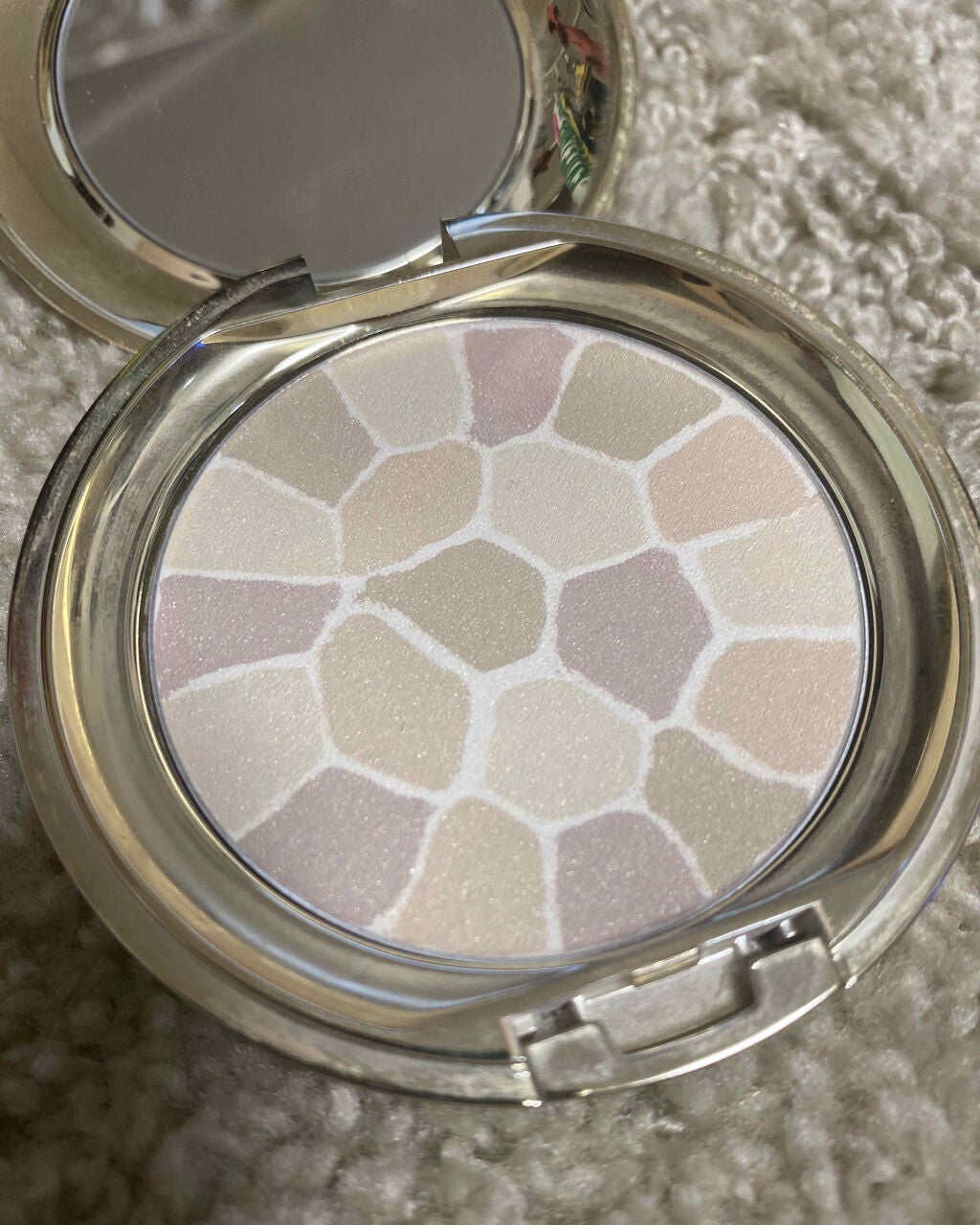 ラ プードル オートニュアンス/Elégance/プレストパウダーを使ったクチコミ(2枚目)