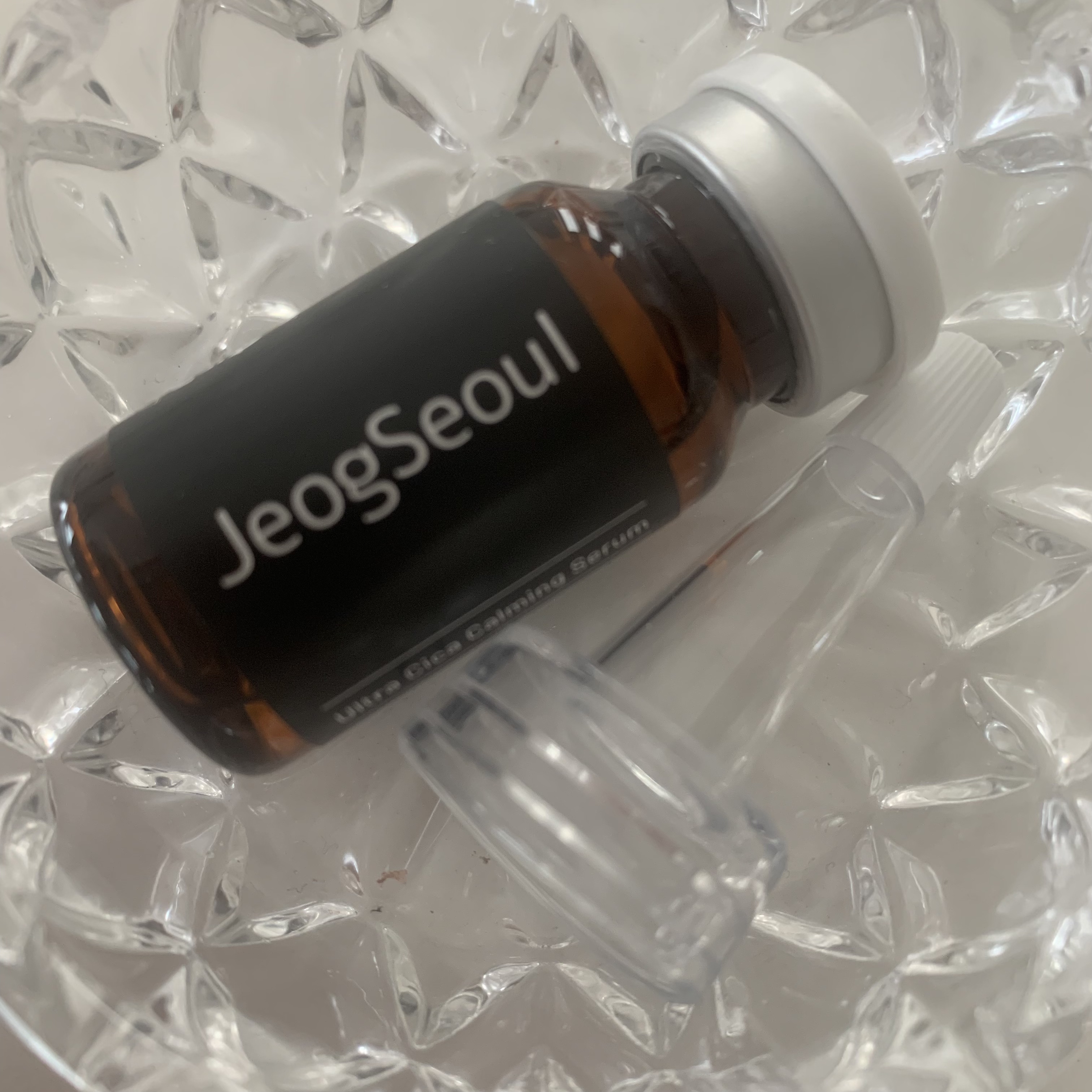 ウルトラシカ カーミングセラム/JeogSeoul/美容液を使ったクチコミ（2枚目）