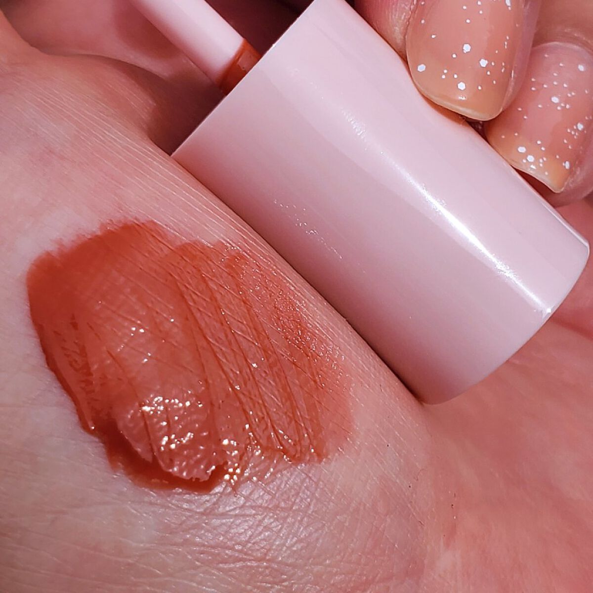 アンドバイロムアンド　グラッシーボムティント/&nd by rom&nd/リップティントを使ったクチコミ（3枚目）