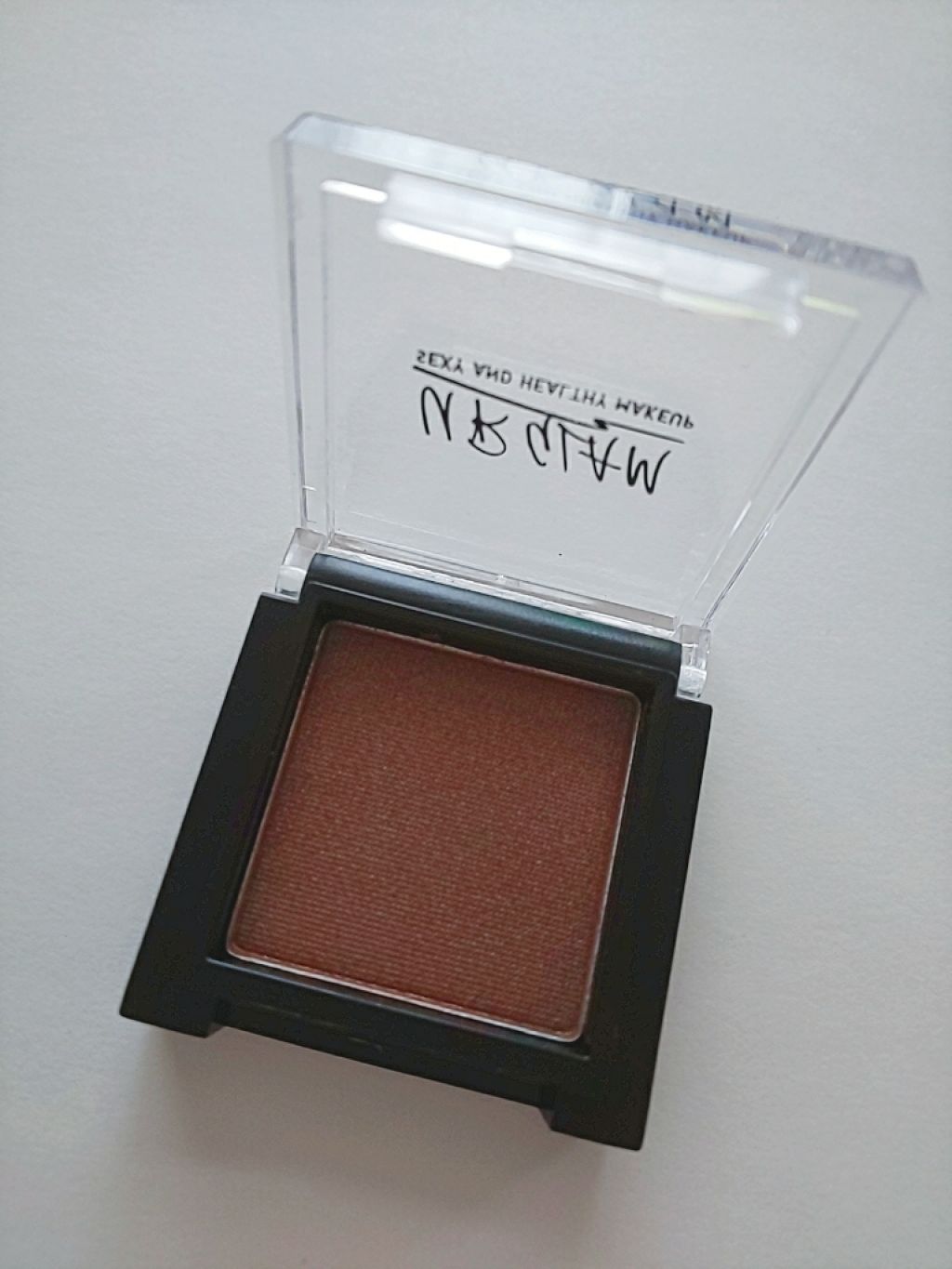 UR GLAM SELECT EYES/U R GLAM/単色アイシャドウを使ったクチコミ(2枚目)