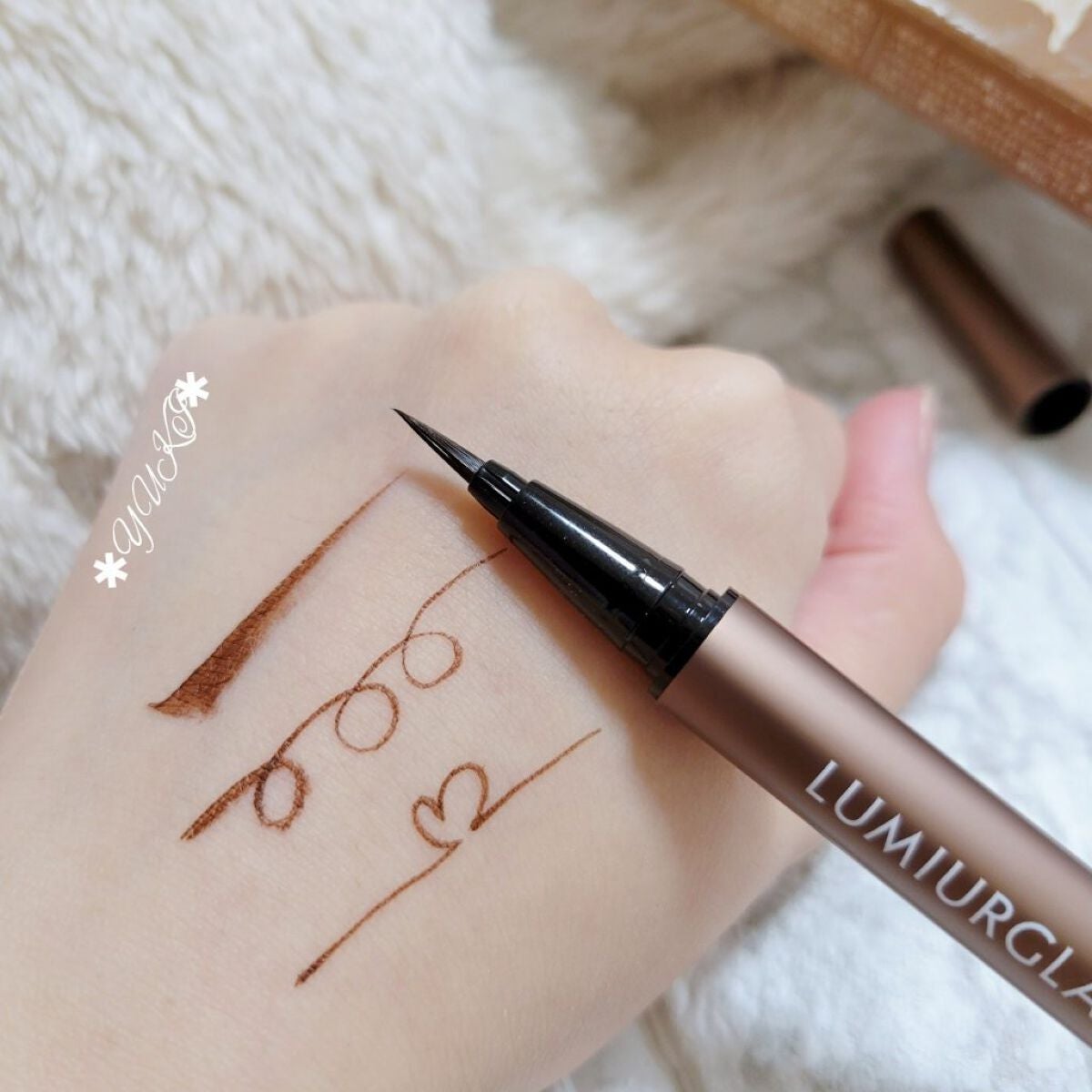 スキルレスライナー/LUMIURGLAS/リキッドアイライナーを使ったクチコミ(7枚目)