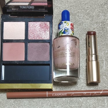 ソーラーグロウ ユニバーサル イルミネーティングドロップス/DOLCE&GABBANA BEAUTY/化粧下地を使ったクチコミ（1枚目）