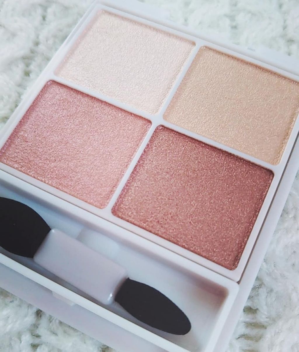 シルキースフレアイズ/キャンメイク/アイシャドウパレットを使ったクチコミ(2枚目)