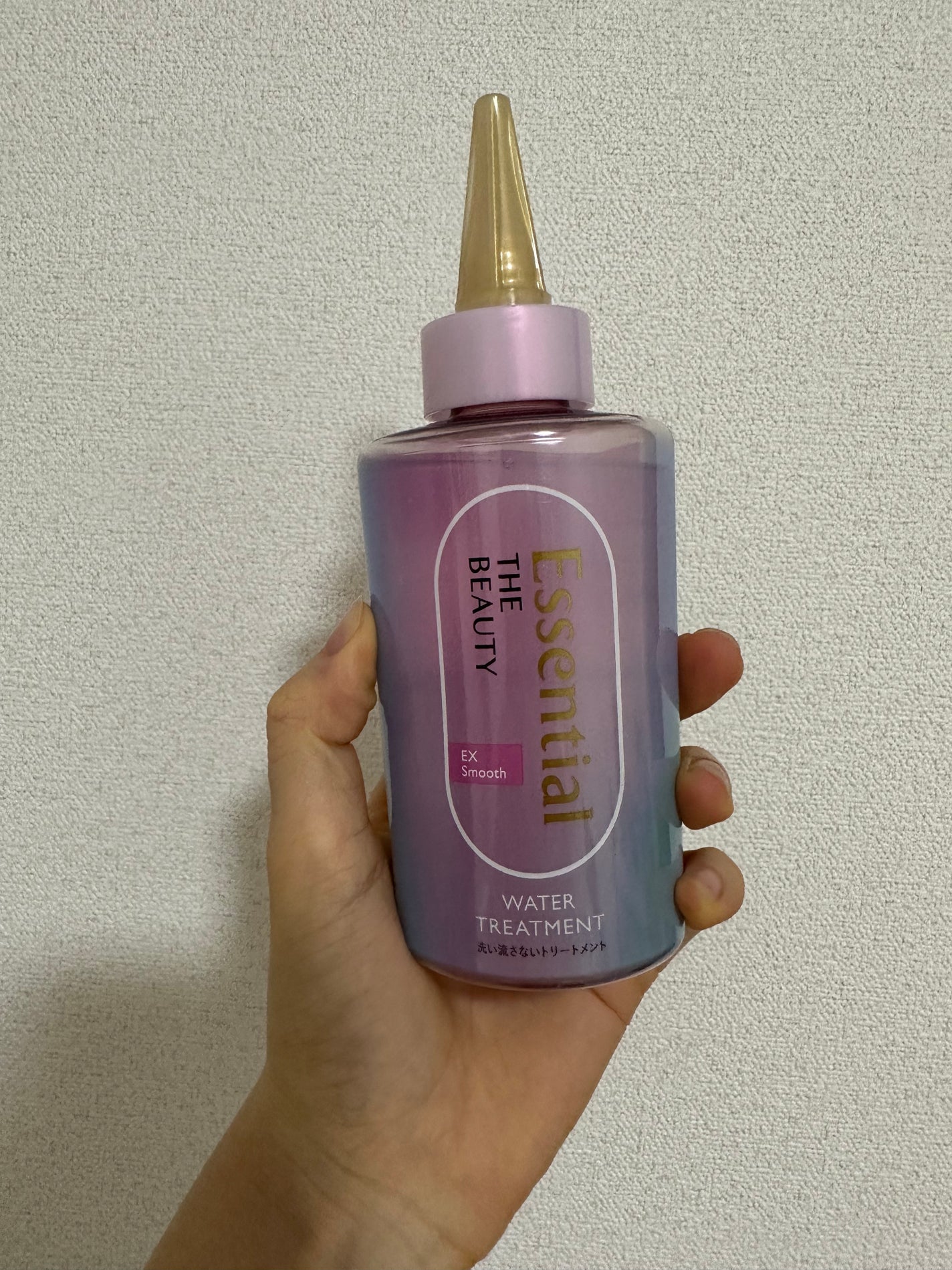 エッセンシャル プレミアム ウォータートリートメント EXスムース/エッセンシャル/アウトバストリートメントを使ったクチコミ(4枚目)