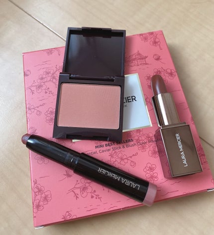 プティ コレクシオン ベストカラー/ローラ メルシエ/メイクアップキットを使ったクチコミ(2枚目)