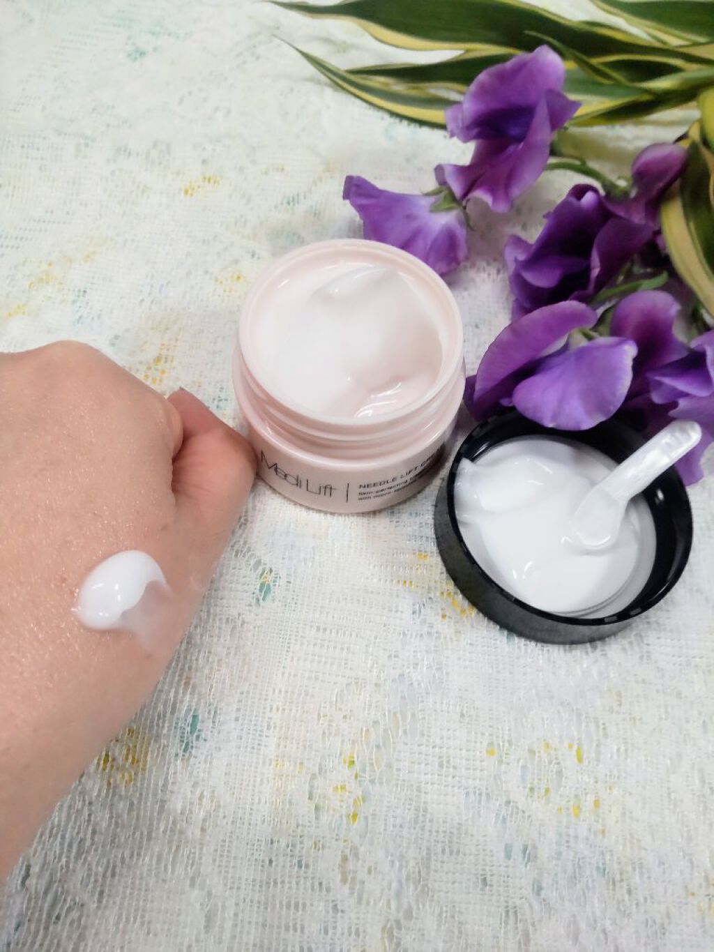 メディリフト ニードルリフトクリーム/YA-MAN TOKYO JAPAN/フェイスクリームを使ったクチコミ（2枚目）