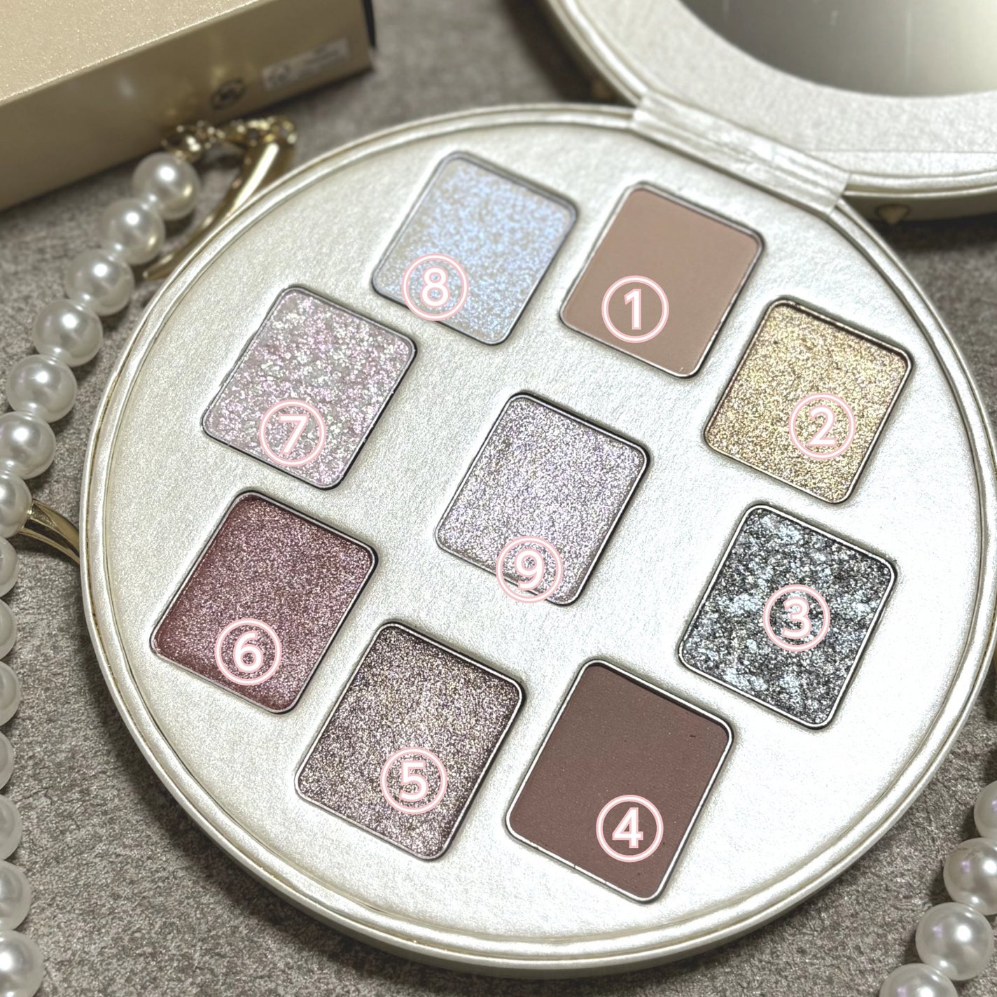 パール レベル クラッチ アイシャドー パレット/shu uemura/アイシャドウパレットを使ったクチコミ(4枚目)