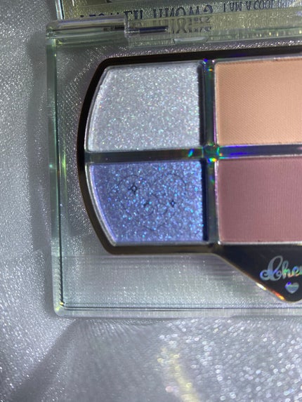 レトロマグネティック アイシャドウパレット/FlowerKnows/アイシャドウパレットを使ったクチコミ(4枚目)