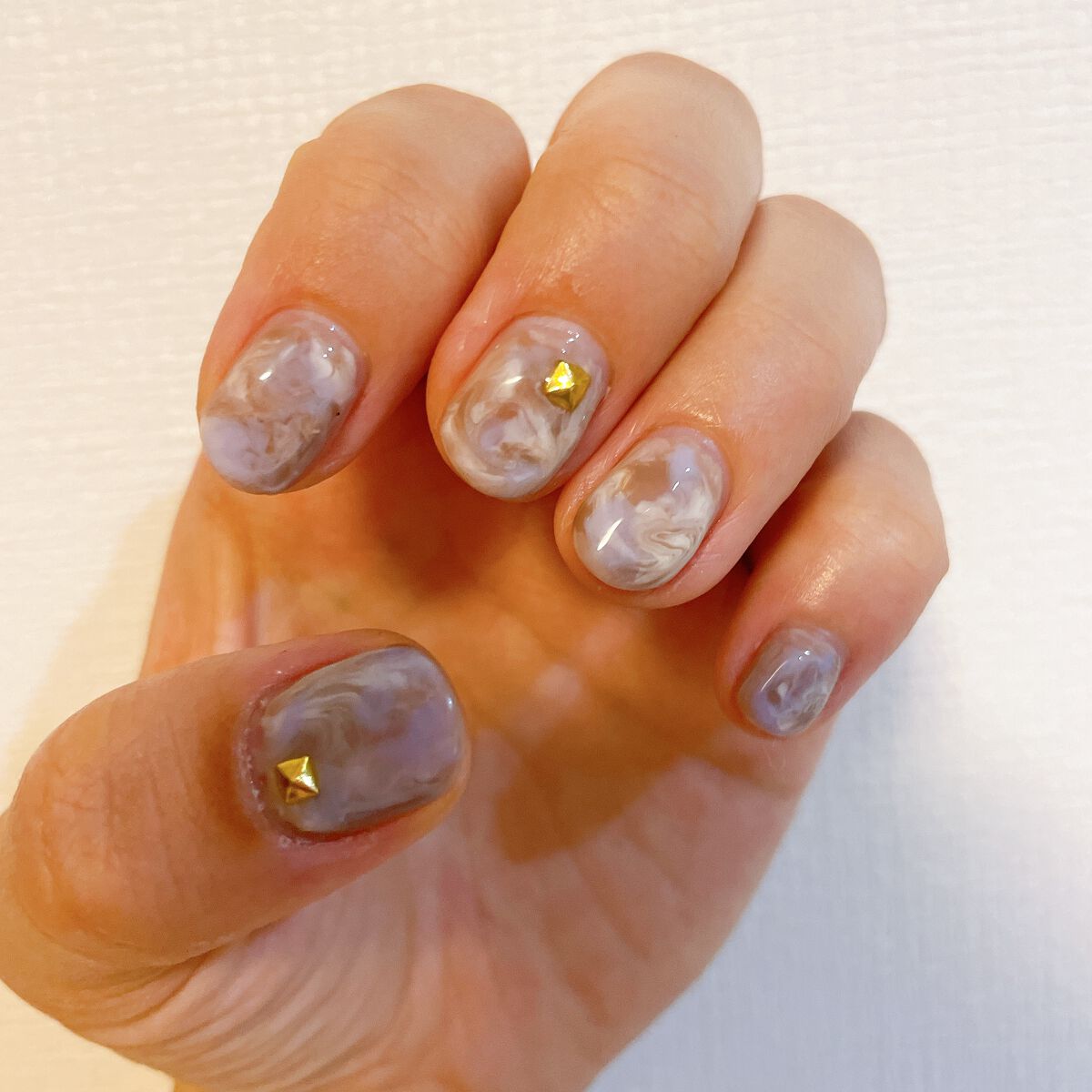 ティンクル on LIPS 「セリアジェルでニュアンスネイルホワイトシナモンベージュラベンダ..」(2枚目)