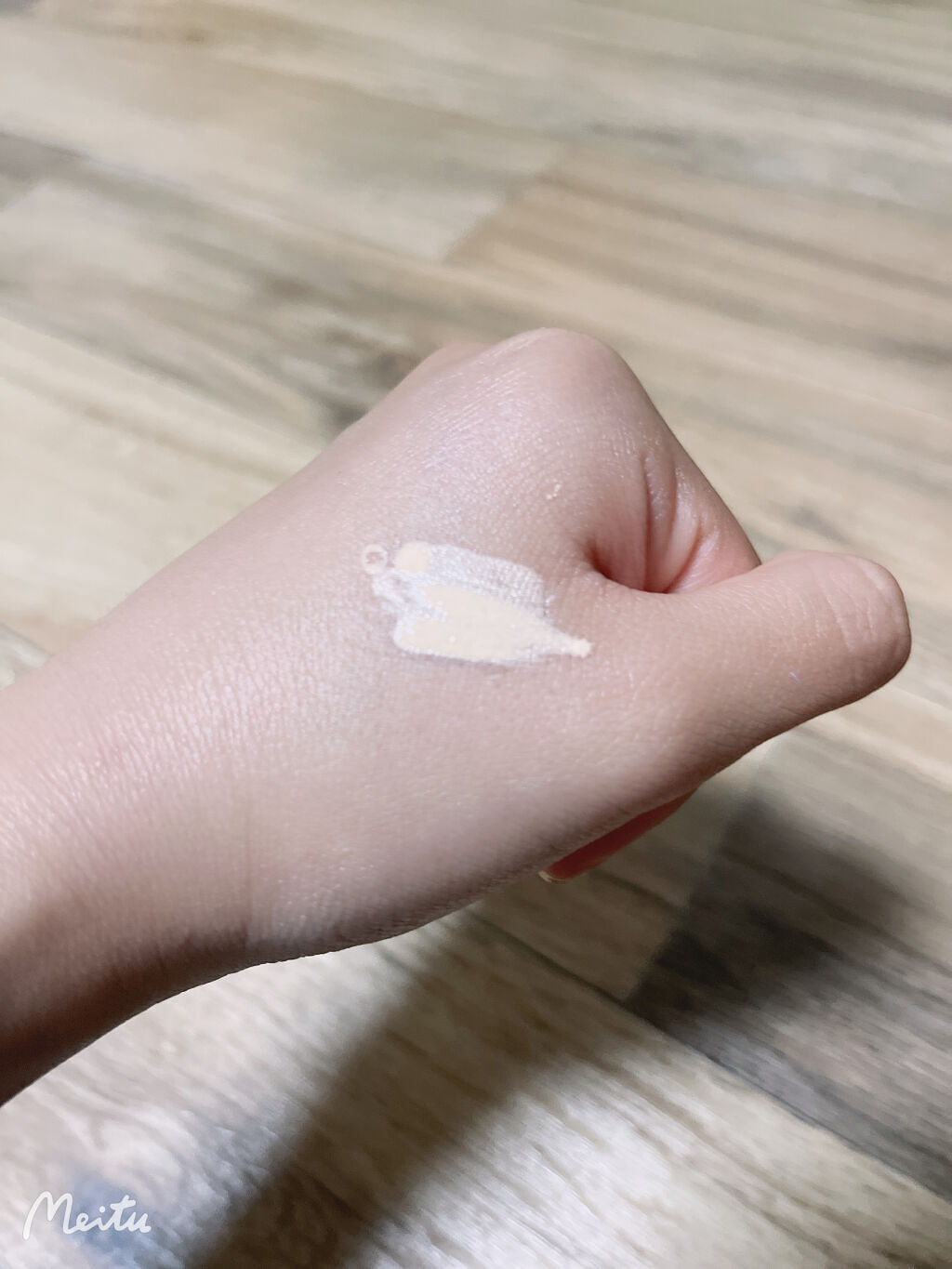 HERA シルキーステイファンデーションのクチコミ「HERAシルキーステイファンデーションをレビュ〜❕

いい所 :
✴︎時間を感じさせない肌
✴.....」（3枚目）