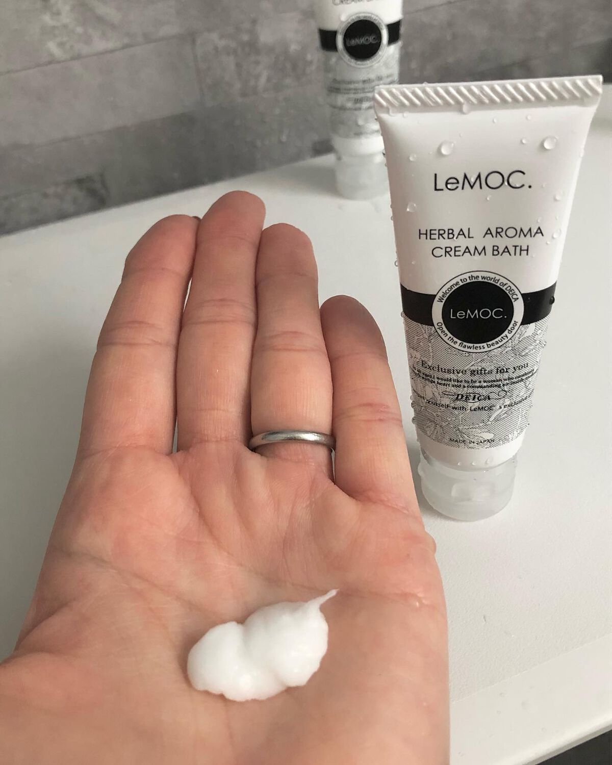 ハーバルアロマ クリームバス LF/ルモック．/洗い流すヘアトリートメントを使ったクチコミ（2枚目）