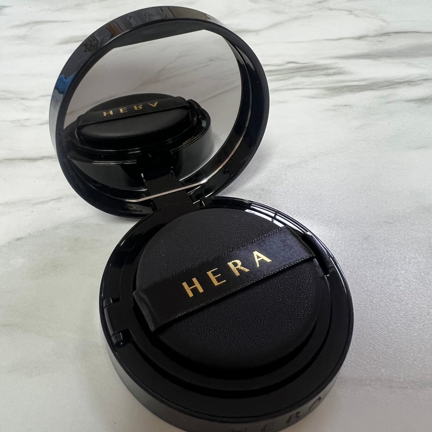 ブラック クッション/HERA/クッションファンデーションを使ったクチコミ(3枚目)