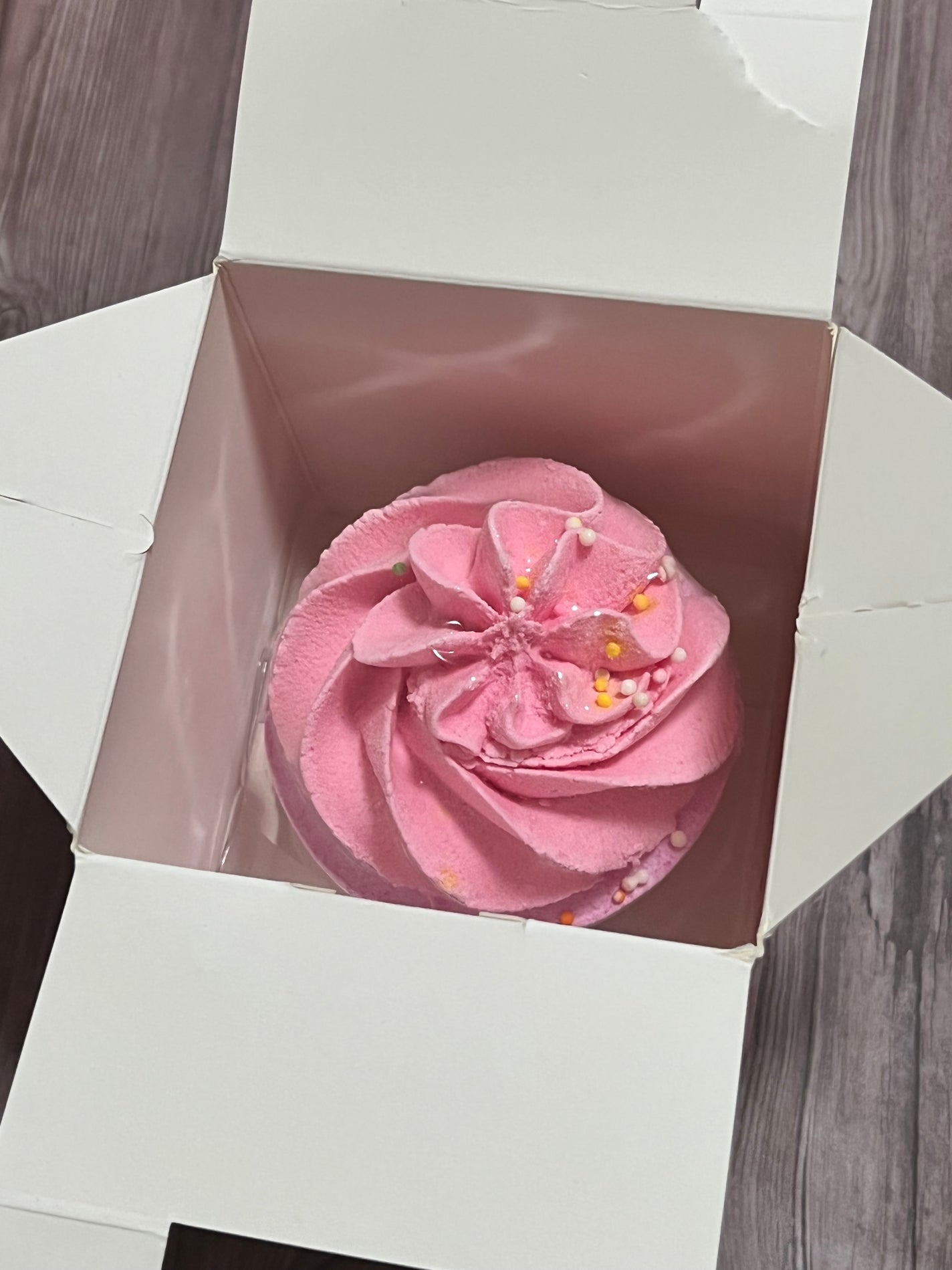 カップケーキバスボム/SMV JAPAN/炭酸系入浴剤を使ったクチコミ(3枚目)