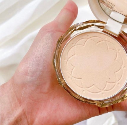 UVシルクカバーパウダー/CEZANNE/プレストパウダーを使ったクチコミ(3枚目)