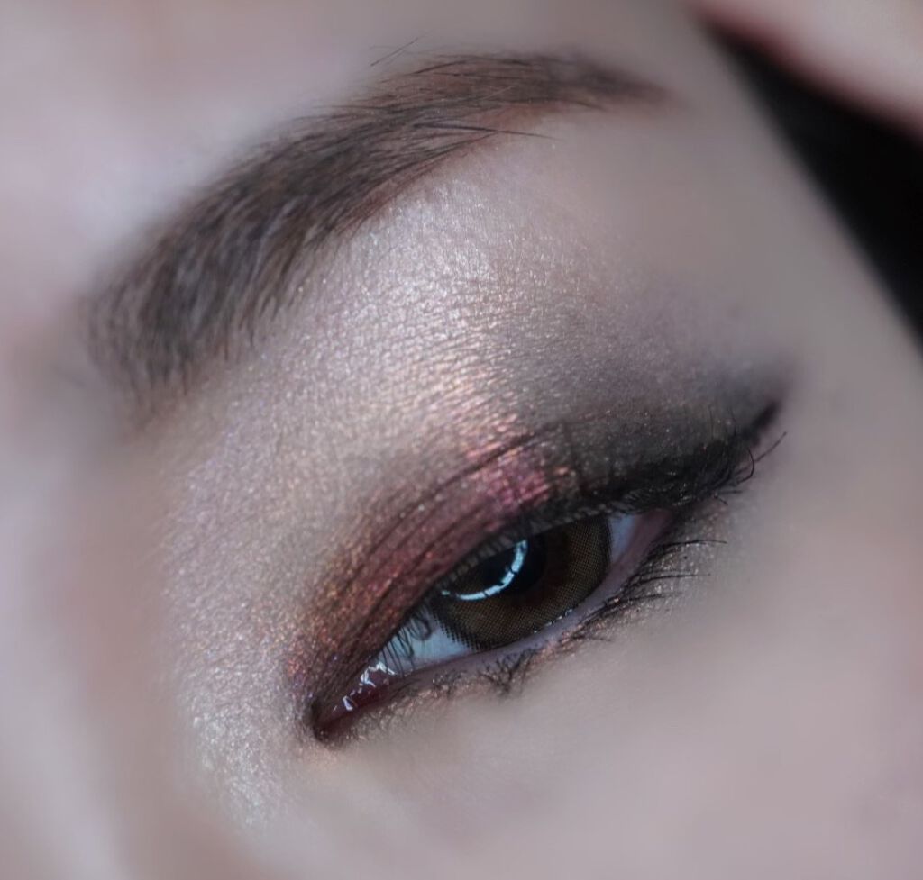 space age highlighter/Kaleidos Makeup/パウダーハイライトを使ったクチコミ(2枚目)