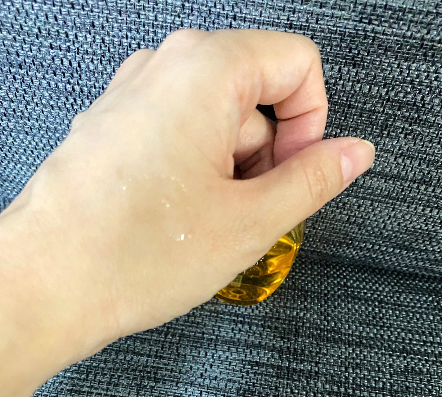 CCオイル/エッセンシャル/ヘアオイルを使ったクチコミ(2枚目)