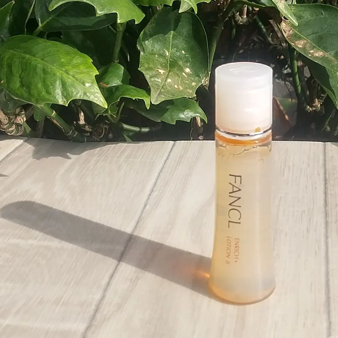 ファンケル エンリッチプラス 化粧液Ⅱ しっとり ＜医薬部外品＞のクチコミ「🧡🧡🤍　🧡🧡🤍
シワ改善有効成分*1配合の
ファンケルエンリッチプラス
化粧液 しっとり
を使.....」（3枚目）