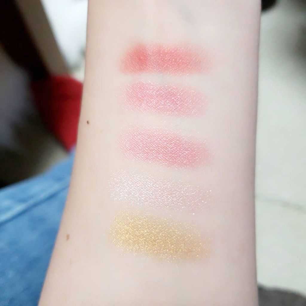 リップパウダー/REVLON/口紅を使ったクチコミ(2枚目)