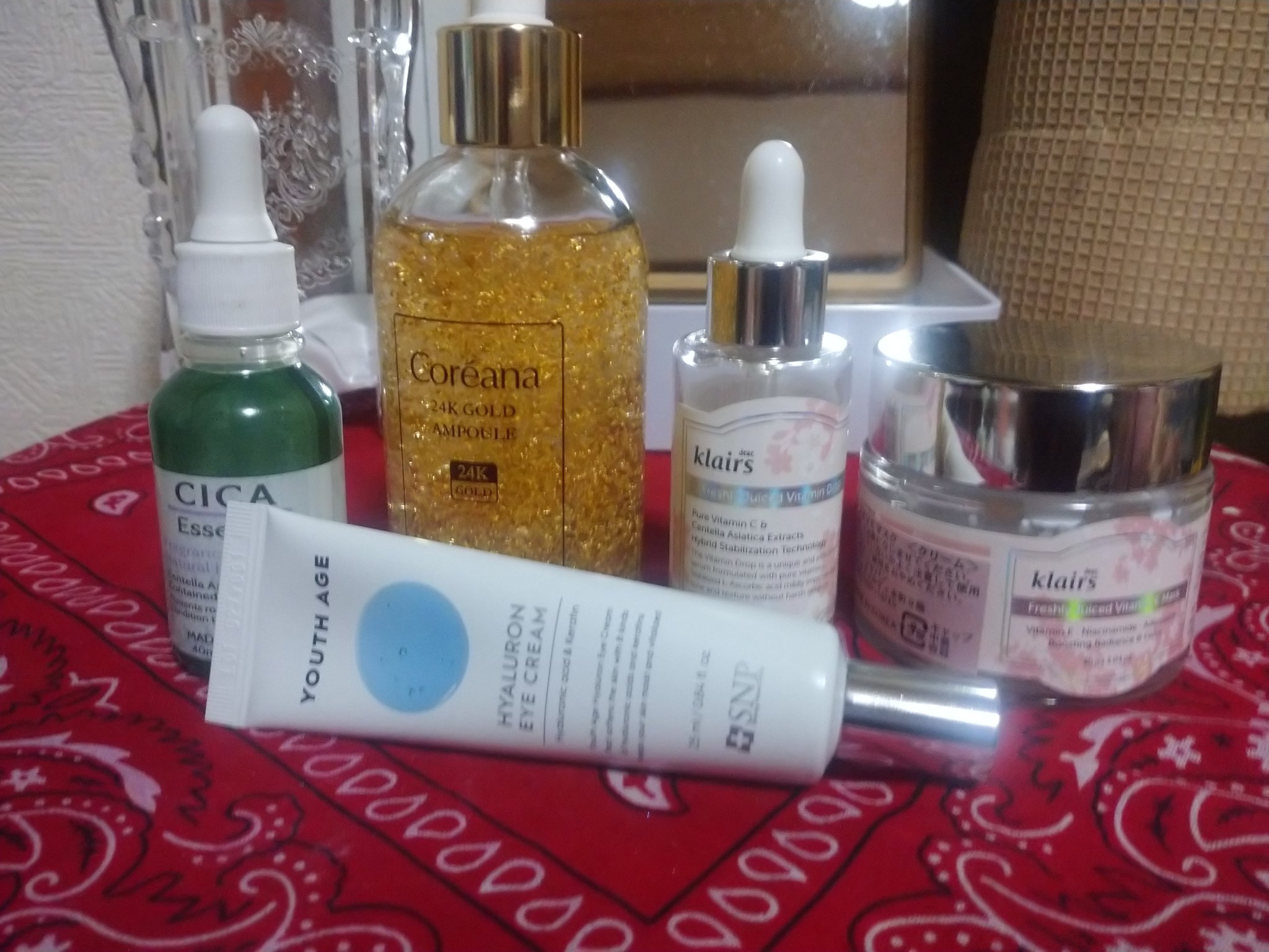 ユースエイジヒアルロン酸アイクリーム/SNP/アイケア・アイクリームを使ったクチコミ（3枚目）