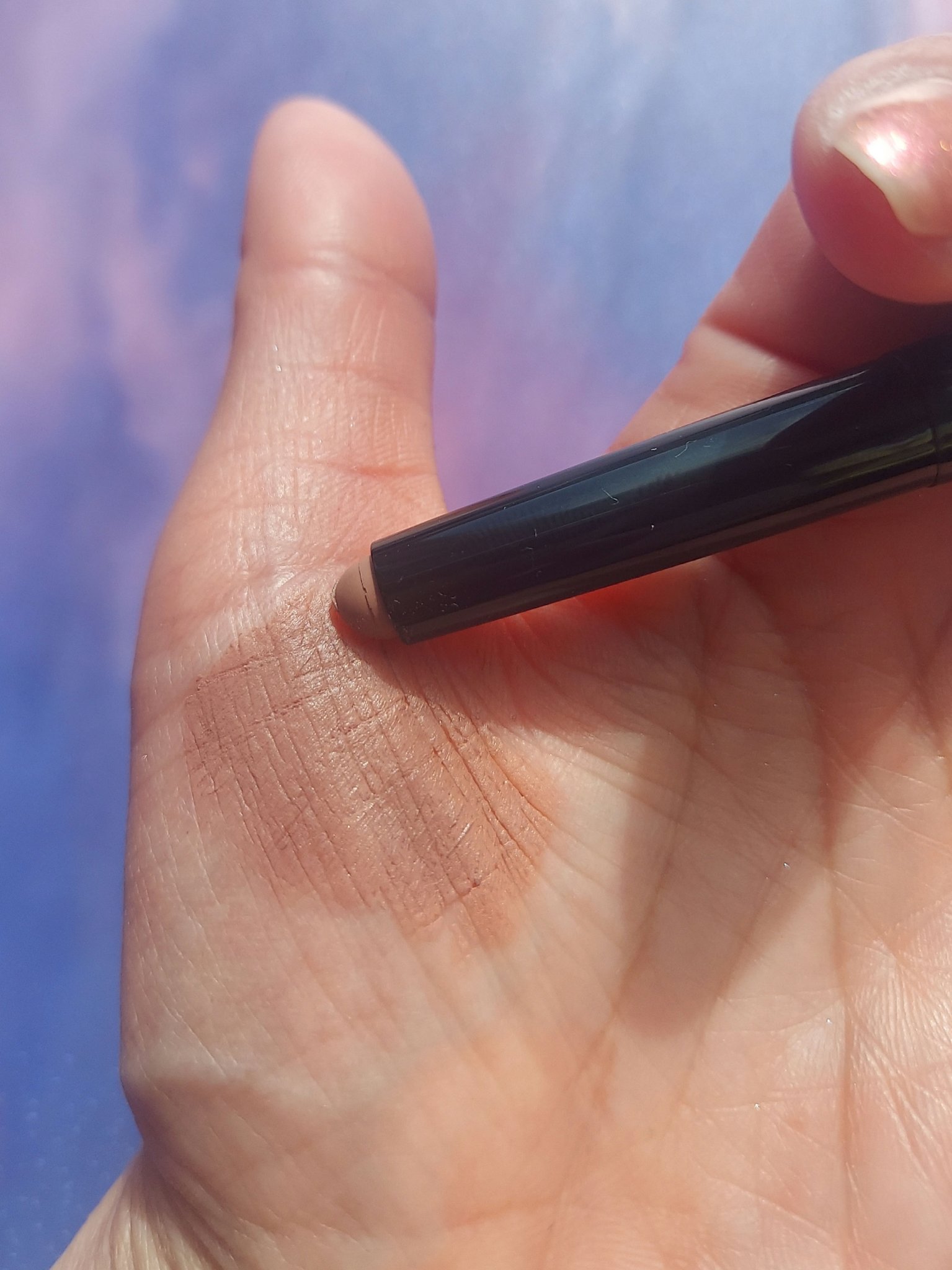 ケイト マグネットスティックシャドウ EX-4 マット系【マットグレージュ系】/KATE/スティックアイシャドウを使ったクチコミ（3枚目）