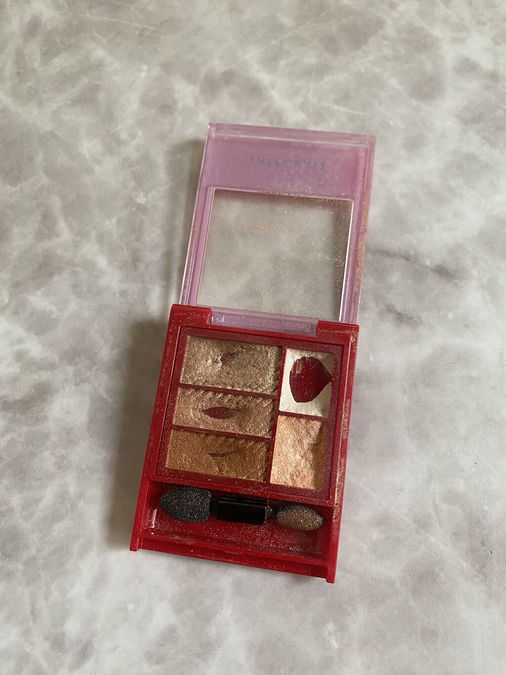 ⌇ integrate OR707.

質感で目もとの印象を変化できる、5色セットのアイシャドウ😵‍💫😵‍💫
目もとになじむベーシックなグラデーションカラーに、気分に合わせて選べる2つの質感チェンジパウダーが可愛すぎる…