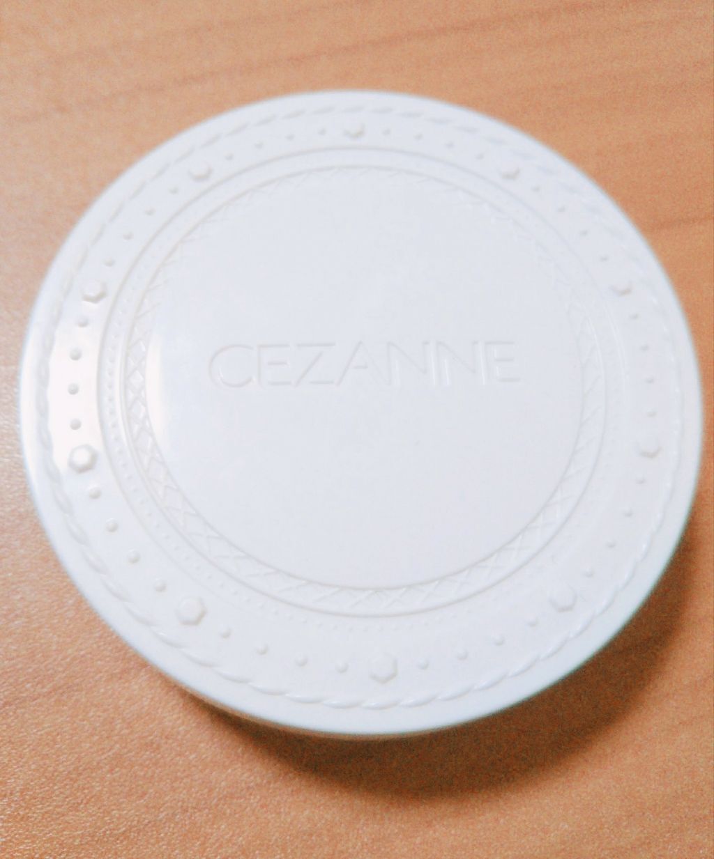 UVクリアフェイスパウダー/CEZANNE/プレストパウダーを使ったクチコミ(1枚目)