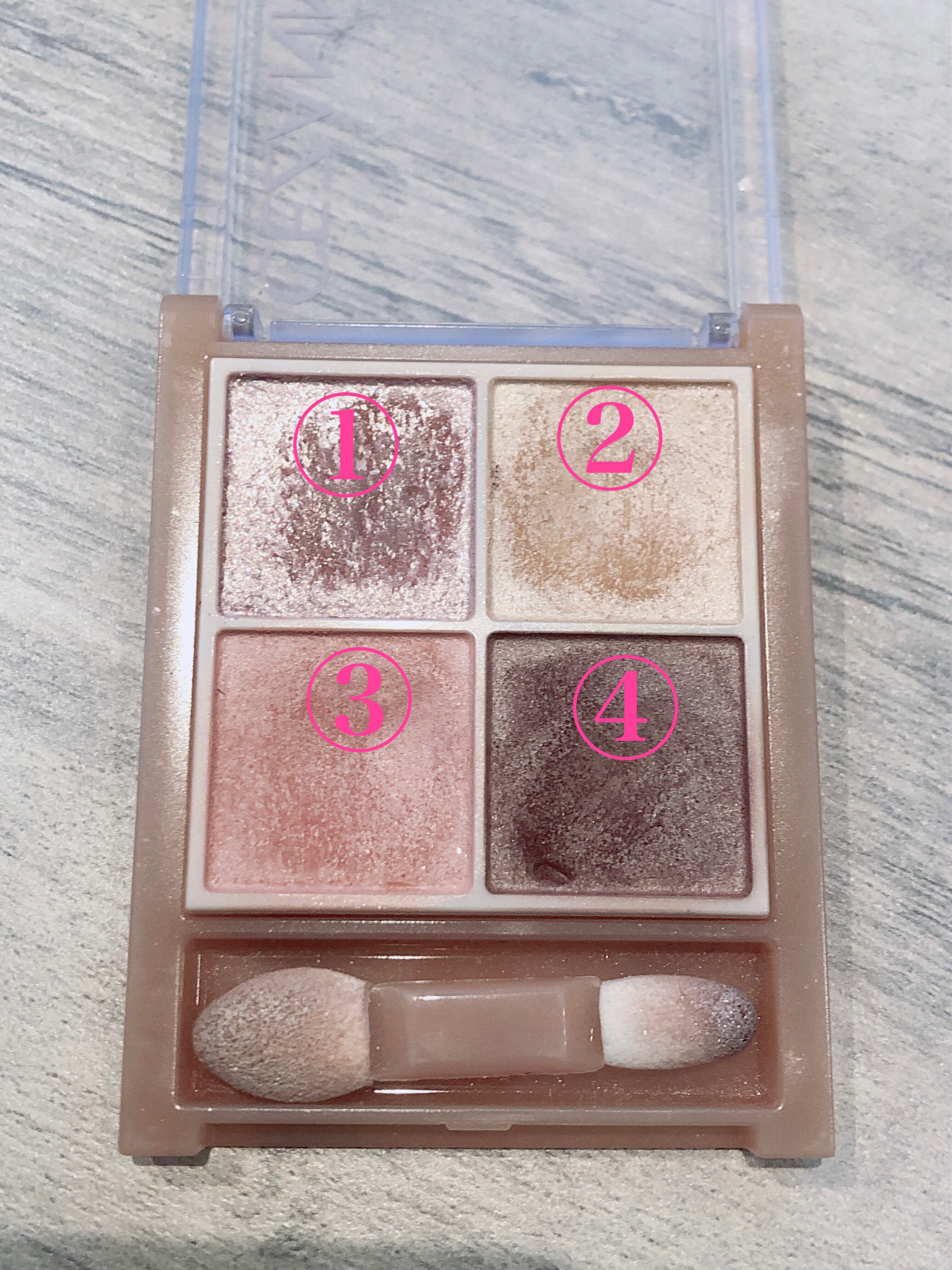 ベージュトーンアイシャドウ/CEZANNE/アイシャドウパレットを使ったクチコミ（2枚目）