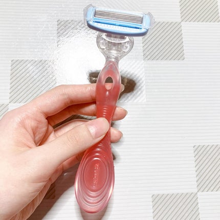 ハイドロシルク ホルダー (刃付き+替刃1コ)/ハイドロシルク/シェーバーを使ったクチコミ(3枚目)