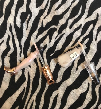 まちゃのまろ on LIPS 「お気に入りの白リップ💄下地にuzuのリップトリートメント😀その..」(2枚目)