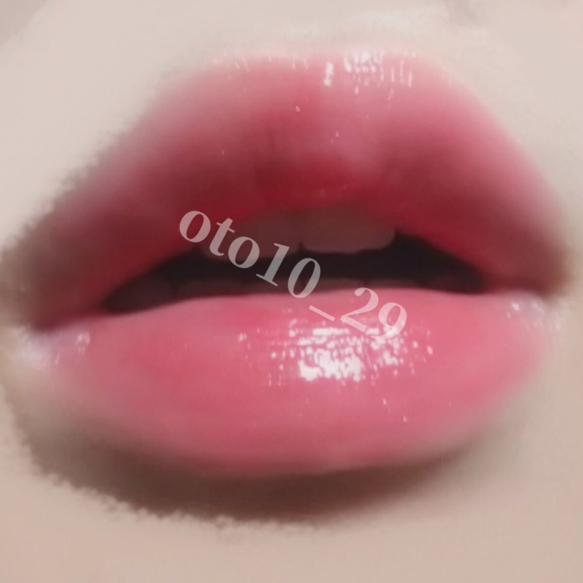 38°C / 99°F リップトリートメント (リップ美容液)/UZU BY FLOWFUSHI/リップケアを使ったクチコミ（3枚目）