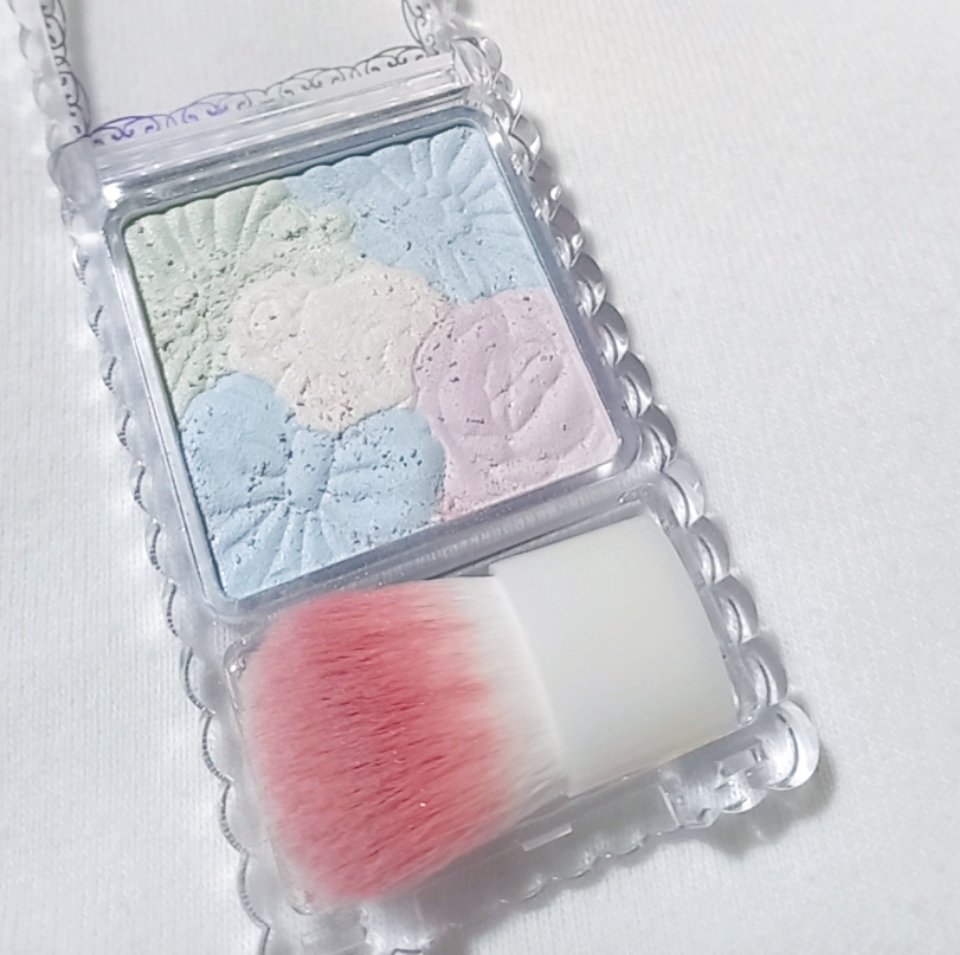 グロウフルールハイライター/キャンメイク/パウダーハイライトを使ったクチコミ（2枚目）