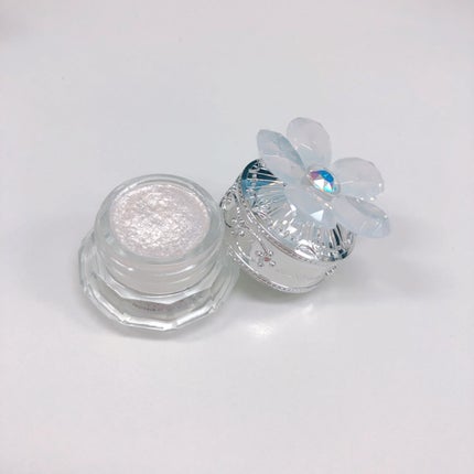 ジルスチュアート クリスタルブルーム ジェリービジュー 03 Snow/JILL STUART/ジェル・クリームアイシャドウを使ったクチコミ(2枚目)