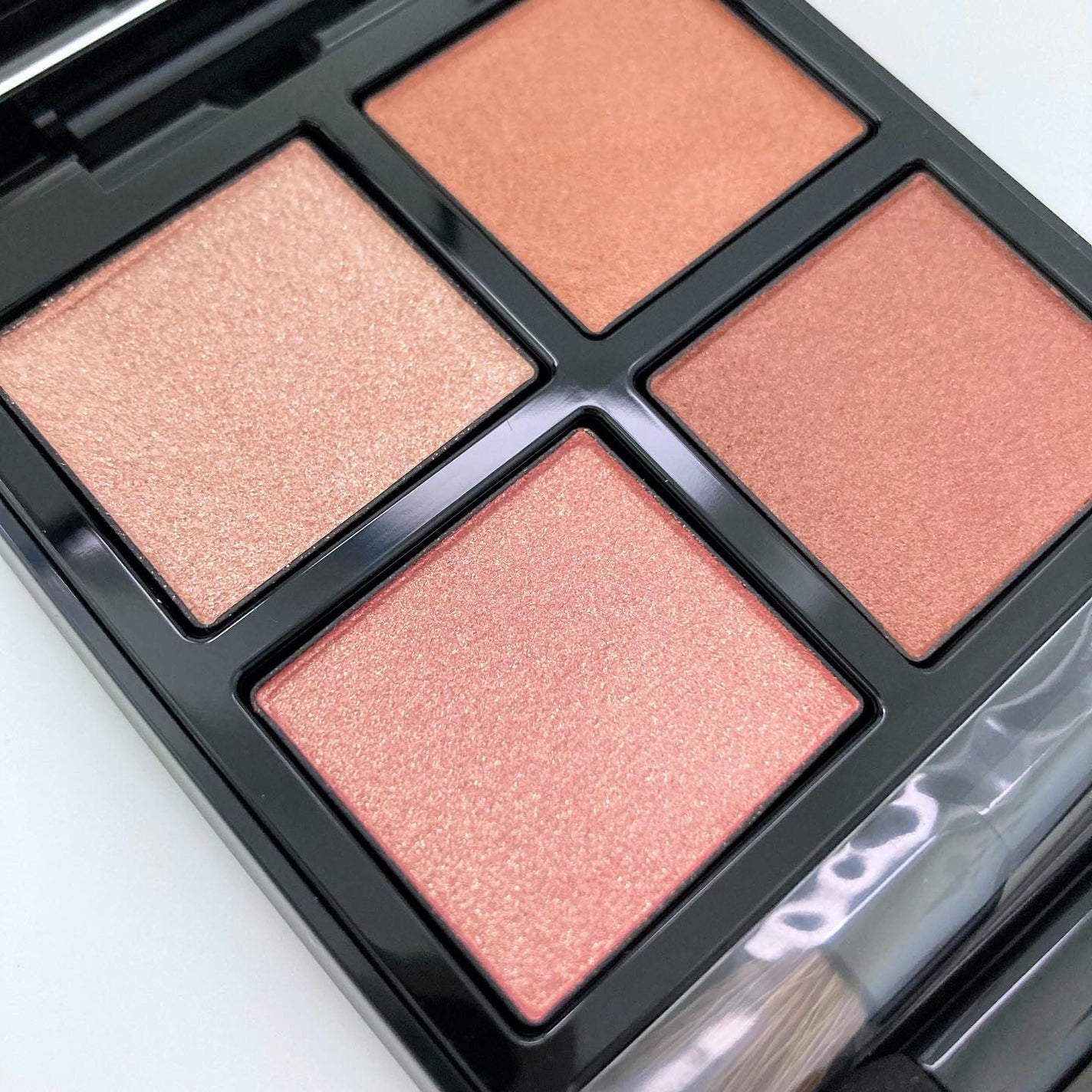 アディクション ザ アイシャドウ パレット/ADDICTION/アイシャドウパレットを使ったクチコミ(2枚目)