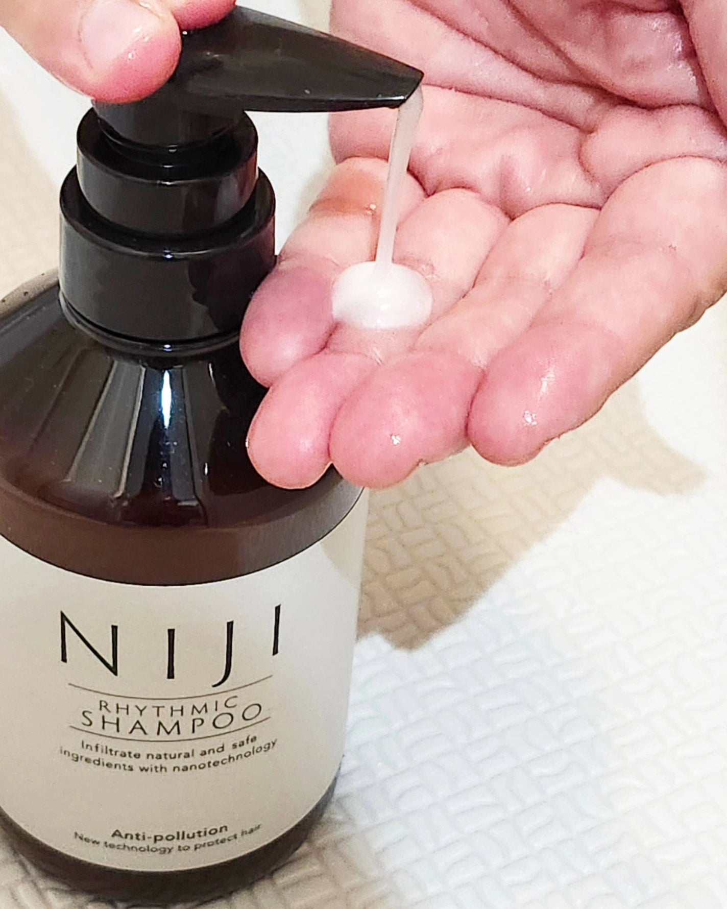 あずきるん on LIPS 「自分史上最高の健康髪へ。雨の日だけではないのですが広がってしま..」(4枚目)